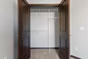 1715 Sovereign Way, Neenah, WI 54956 - Photo 23