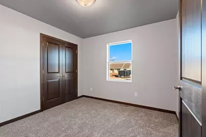 1715 Sovereign Way, Neenah, WI 54956 - Photo 19