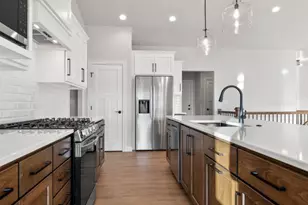2658 Chambers Xing, Green Bay, WI 54313 - Photo 13