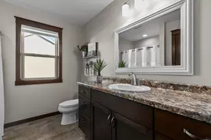 2712 W Fallen Oak Dr, Appleton, WI 54913 - Photo 7