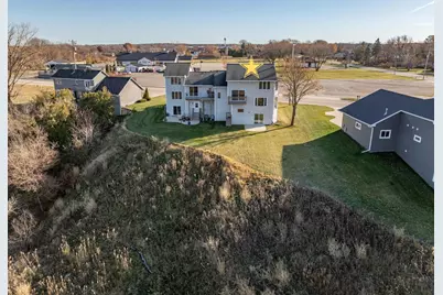 2627 Bay Settlement Road, Green Bay, WI 54311 - Photo 9