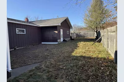 121 S Ellis Avenue, Peshtigo, WI 54157 - Photo 5