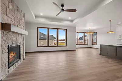 1541 Red Hawk Landing Trail, De Pere, WI 54115 - Photo 9