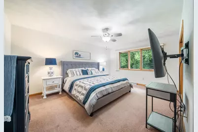 2119 Cloudview Court, Appleton, WI 54914 - Photo 13