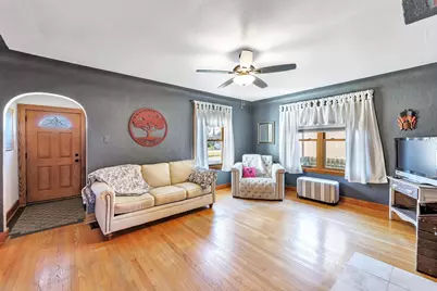 215 Gray Street, Green Bay, WI 54303 - Photo 5