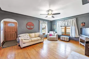 215 Gray St, Green Bay, WI 54303 - Photo 5