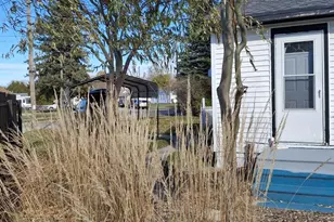 921 Raton Ct, Manitowoc, WI 54220 - Photo 7