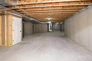 1468 Divinity Dr, De Pere, WI 54115 - Photo 37