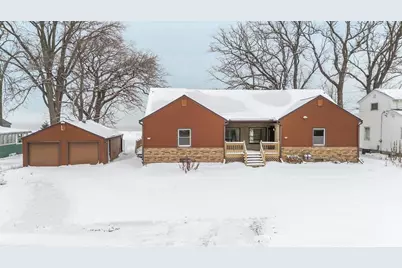 2453 East Shore Drive, Green Bay, WI 54302 - Photo 3