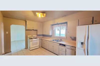 2453 East Shore Drive, Green Bay, WI 54302 - Photo 31