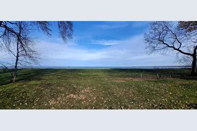 2453 East Shore Drive, Green Bay, WI 54302 - Photo 47