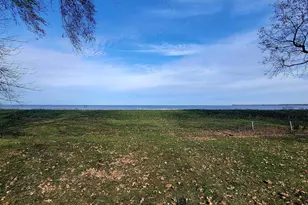 2453 E Shore Dr, Green Bay, WI 54302 - Photo 47