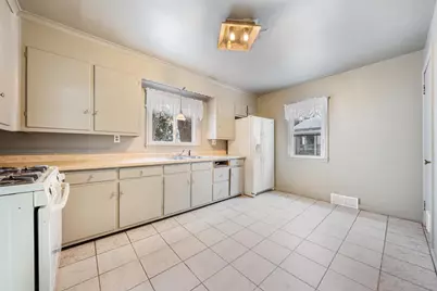 2453 East Shore Drive, Green Bay, WI 54302 - Photo 65