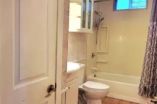 2453 E Shore Dr, Green Bay, WI 54302 - Photo 21