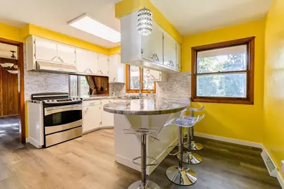 1913 N Outagamie Street, Appleton, WI 54914 - Photo 5