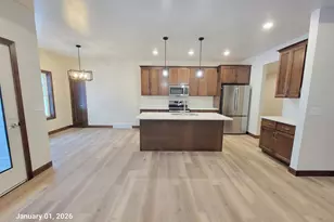 2030 White Dove Ln, Kaukauna, WI 54130 - Photo 3