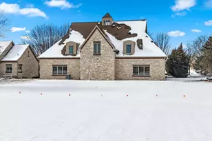 N8426 N Shore Rd, Menasha, WI 54952 - Photo 3