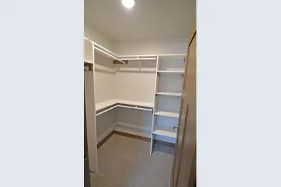 470 S Huron Road, Green Bay, WI 54311 - Photo 23