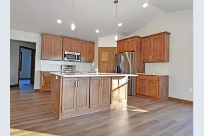 470 S Huron Road, Green Bay, WI 54311 - Photo 5