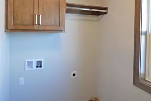 470 S Huron Rd, Green Bay, WI 54311 - Photo 21