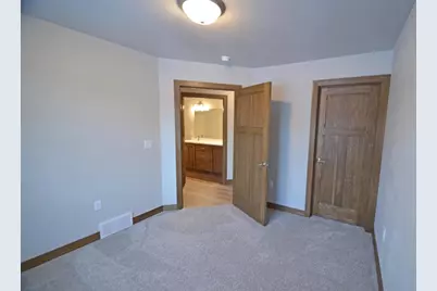 470 S Huron Road, Green Bay, WI 54311 - Photo 25