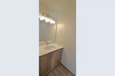 470 S Huron Road, Green Bay, WI 54311 - Photo 11