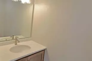 470 S Huron Rd, Green Bay, WI 54311 - Photo 11