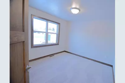 470 S Huron Road, Green Bay, WI 54311 - Photo 23