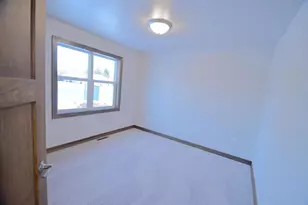 470 S Huron Rd, Green Bay, WI 54311 - Photo 23