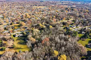 1485 W Marhill Rd, Green Bay, WI 54313 - Photo 11