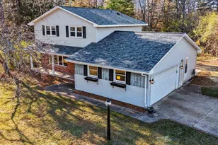 1485 W Marhill Rd, Green Bay, WI 54313 - Photo 3