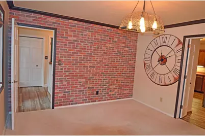 421 Polaris Court, Green Bay, WI 54302 - Photo 9