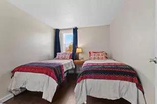 608 5th St, Oconto, WI 54153 - Photo 37