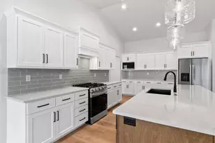 1412 Divinity Dr, De Pere, WI 54115 - Photo 23