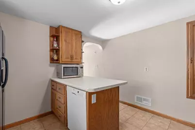 2530 Barbara Avenue, Appleton, WI 54915 - Photo 15