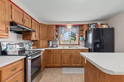 2530 Barbara Avenue, Appleton, WI 54915 - Photo 13