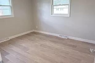 1517 Navarino St, Algoma, WI 54201 - Photo 17