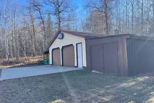 N11116 5 Star Ln, Crivitz, WI 54114 - Photo 5