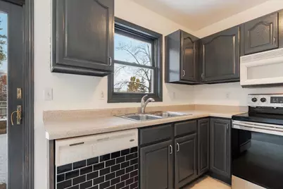 1431 Powers Street, Oshkosh, WI 54901 - Photo 3