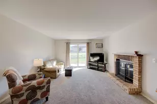 1757 Maricopa Dr, Oshkosh, WI 54904 - Photo 3