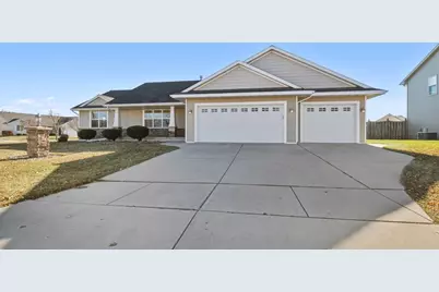 3090 Beth Drive, Green Bay, WI 54311 - Photo 3