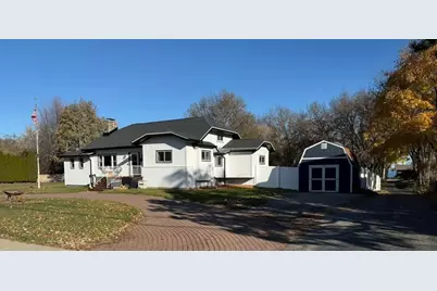 726 S Park Avenue, Neenah, WI 54956 - Photo 1