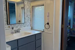 726 S Park Ave, Neenah, WI 54956 - Photo 11