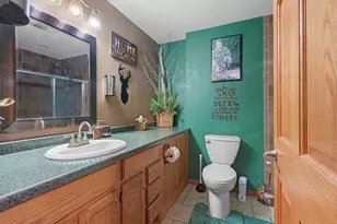 1410 Alcan Dr, Menasha, WI 54952 - Photo 33