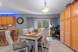 1410 Alcan Dr, Menasha, WI 54952 - Photo 9