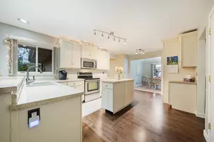 1126 S Park Ave, Neenah, WI 54956 - Photo 11