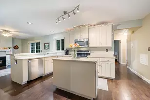 1126 S Park Ave, Neenah, WI 54956 - Photo 9