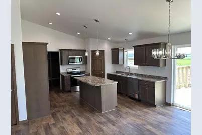 3861 Woodside Drive, Pulaski, WI 54162 - Photo 11