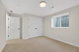 W5845 Roundstone Pl, Menasha, WI 54952 - Photo 33