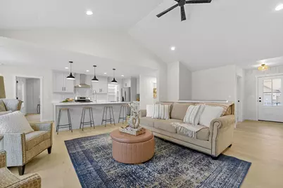 W5845 Roundstone Place, Menasha, WI 54952 - Photo 7